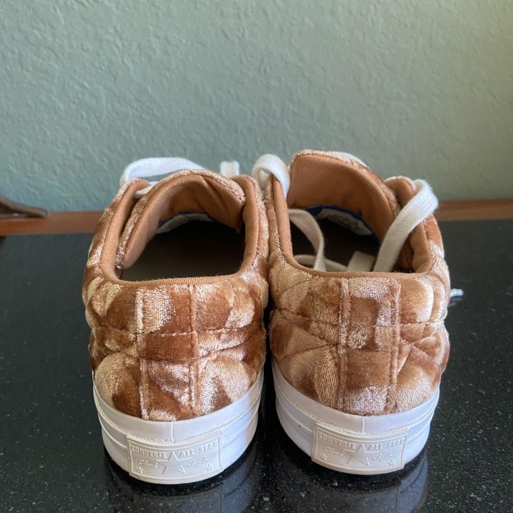 Converse One Star X Golf Le Fleur OX
Quilted Velvet / Brown Sugar - Picture 7 of 14
